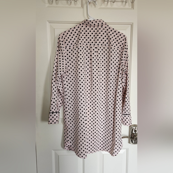 Victory Secret - Picture 5 of 5